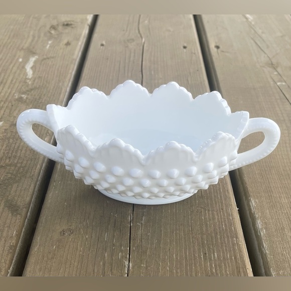 Fenton Vintage Hobnail Milk Glass Oval Double Handle Nut Bowl Candy Trinket Dish - Picture 2 of 14
